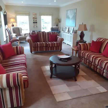 Private In Superb House Bed 1 Frühstückspension Nobber