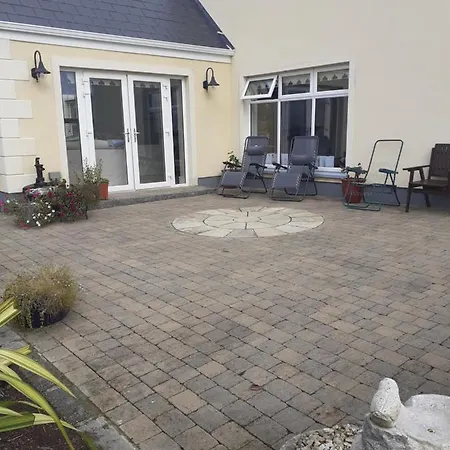 Frühstückspension Private In Superb House Bed 1